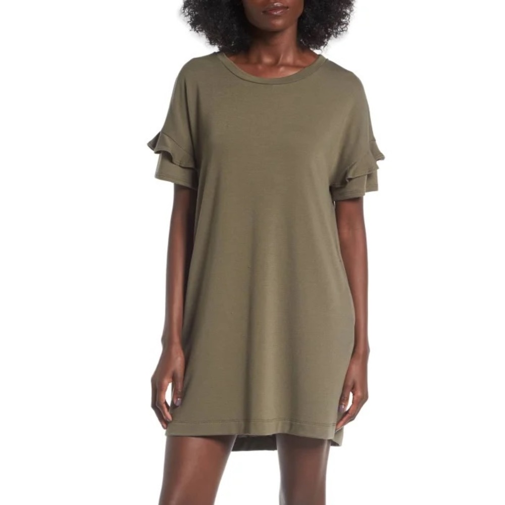 Lush ruffle sleeve tshirt dress